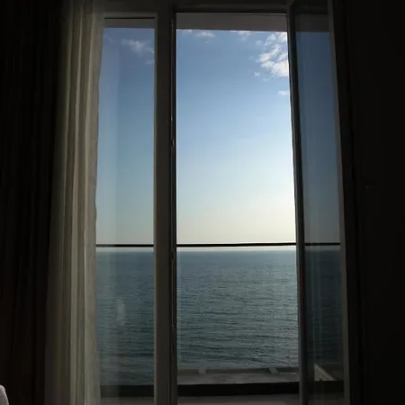 Hotel Serenity In