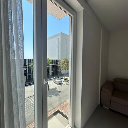 Hotel Serenity In *