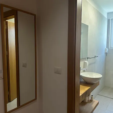 Serenity In Hotel *