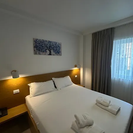 Hotel Serenity In Lezhë