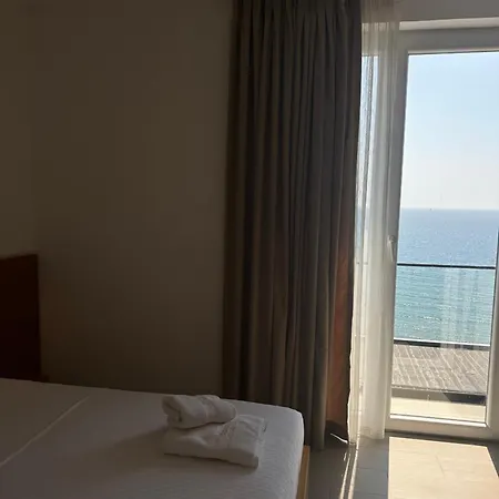 Hotell Serenity In